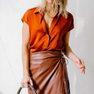 Vince 100% Silk Button-down Collar Top - Rusty Orange